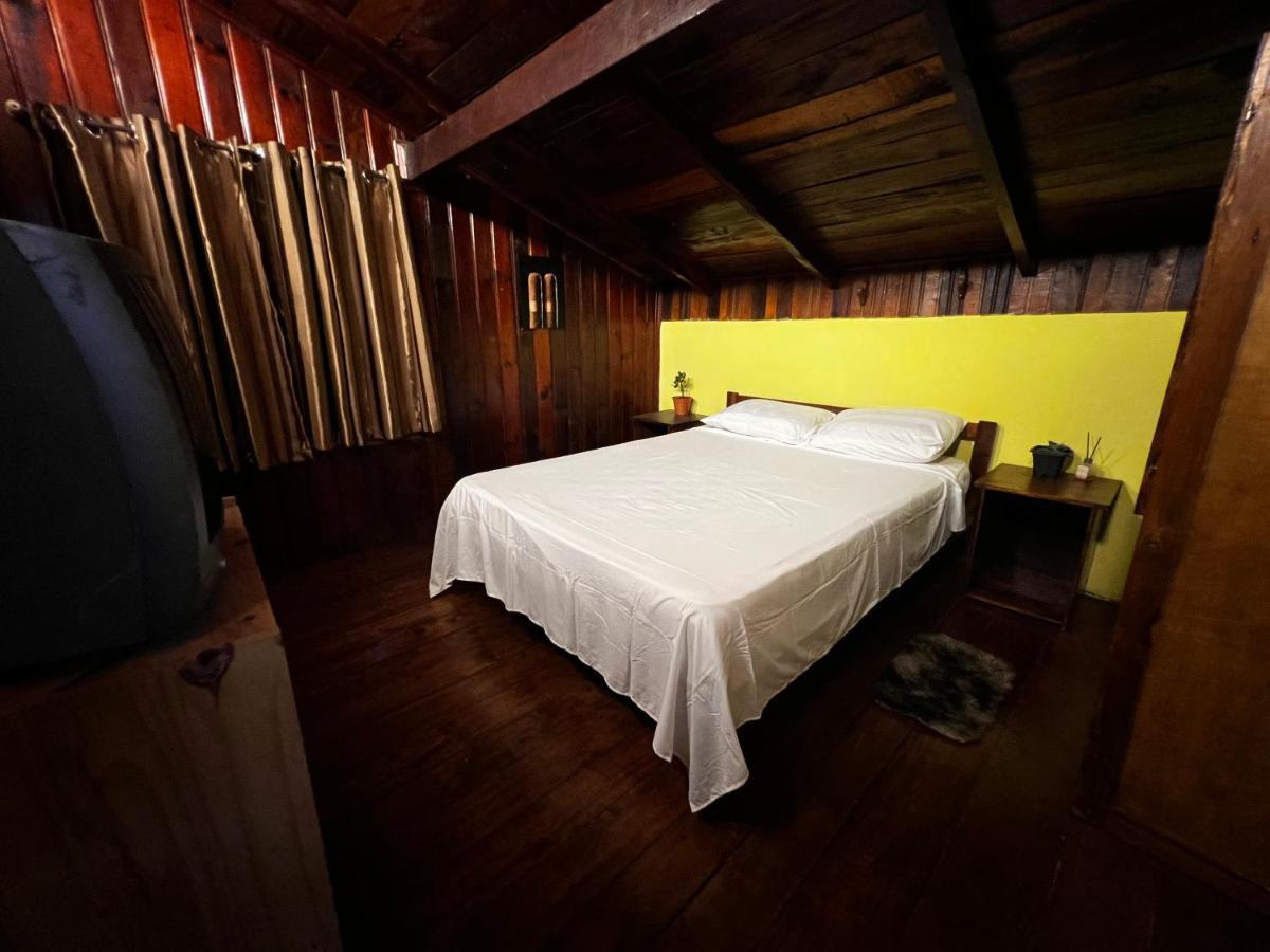 Iguazu Nature Hostal ปูแอร์โตอีกวาซู ภายนอก รูปภาพ